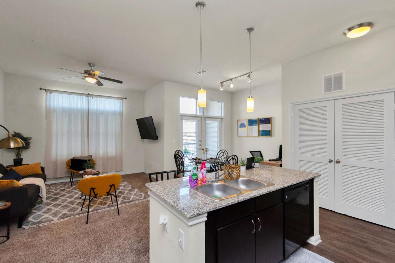 יוסטון Charming Suite With Gym Near Nrg Medical Center מראה חיצוני תמונה